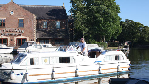 David Ogden, with a watchful eye, steers into the finishing point, with everyone safely ‘home’. David Ogden, with a watchful eye, steers into the finishing point, with everyone safely ‘home’.