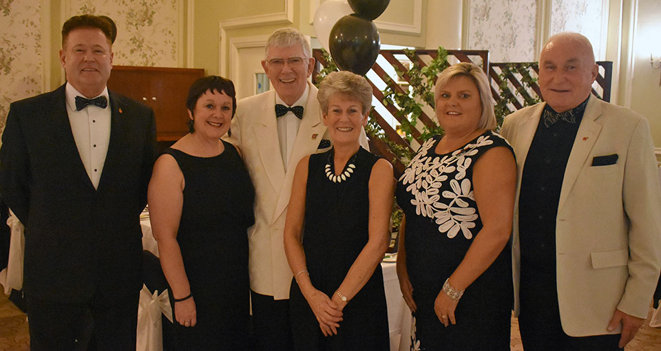 Pictured from left to right, are: Peter and Michelle Schofield, Tony and Maureen Harrison and Jackie and Richard Wilcock. Pictured from left to right, are: Peter and Michelle Schofield, Tony and Maureen Harrison and Jackie and Richard Wilcock.