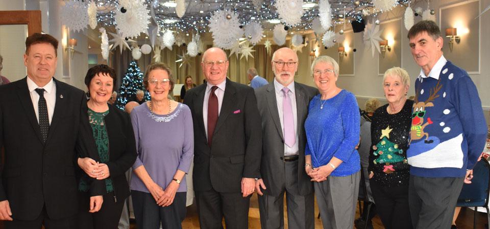 Pictured from left to right, are: Peter and Michelle Schofield, Beryl and David Grainger, David and Mary Smith, Ann and Terry Pearson. Pictured from left to right, are: Peter and Michelle Schofield, Beryl and David Grainger, David and Mary Smith, Ann and Terry Pearson.