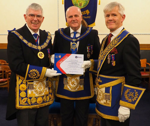 Tony Harrison (left) presenting the MCF 2021 Vice Presidency certificate to David Winder (centre) and Ian Ward. Tony Harrison (left) presenting the MCF 2021 Vice Presidency certificate to David Winder (centre) and Ian Ward.