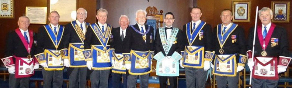 Pictured from left to right, are: John Anderson, Mike Pinkard, Peter Greathead, Stuart Thornber, George Brooks, David Randerson, WM Glen Brooks, Jason Dell, Gary Norris and John Pitches. Pictured from left to right, are: John Anderson, Mike Pinkard, Peter Greathead, Stuart Thornber, George Brooks, David Randerson, WM Glen Brooks, Jason Dell, Gary Norris and John Pitches.