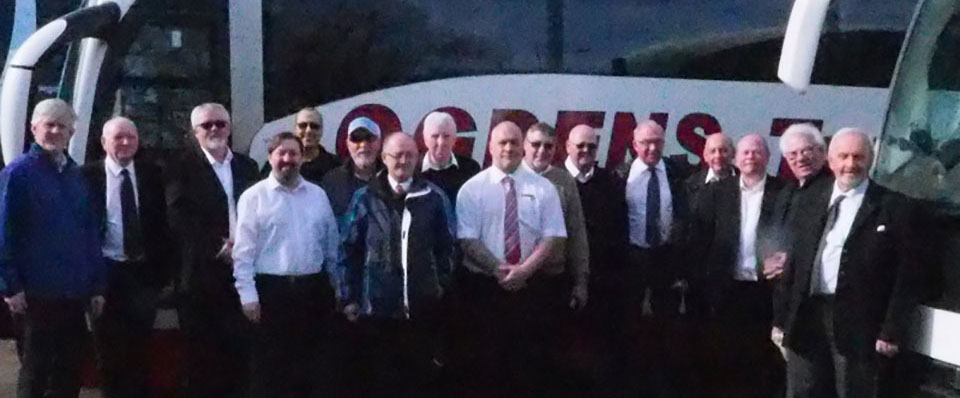Members from the Fylde on their arrival at Warwick for a lunch break. Members from the Fylde on their arrival at Warwick for a lunch break.