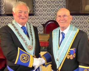 Dave Painter (left) and installing master Jim Gwyther. Dave Painter (left) and installing master Jim Gwyther.