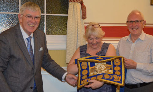 I was delighted to be able to present this apron to Caroline Crook and Vic Charlesworth for display at the Warrington Masonic Museum. I was delighted to be able to present this apron to Caroline Crook and Vic Charlesworth for display at the Warrington Masonic Museum.