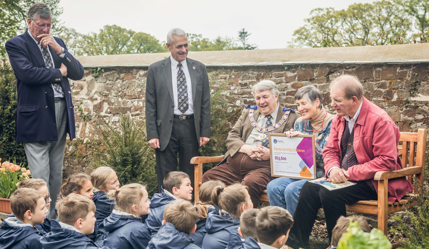 Engaging with the ‘Farms for city children’ project. Engaging with the ‘Farms for city children’ project.