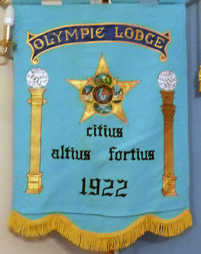 The Olympic Lodge banner.