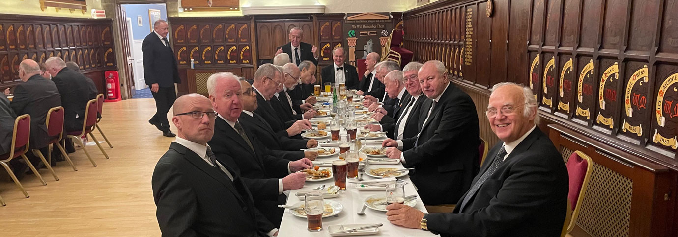 The brethren enjoying the good food, beer and great company