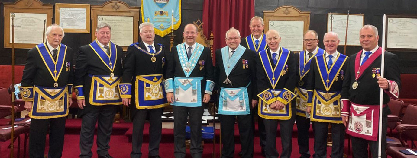 Pictured from left to right, are: Malcom Brown, Neil McGill, Peter Schofield, Stuart Bateson, Syd Bateson, Ken Needham, Joe Crabtree, Andrew Keith, Jim Murray and Gordon Evans. Pictured from left to right, are: Malcom Brown, Neil McGill, Peter Schofield, Stuart Bateson, Syd Bateson, Ken Needham, Joe Crabtree, Andrew Keith, Jim Murray and Gordon Evans.