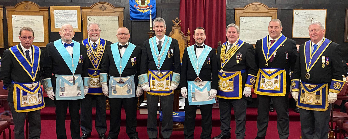 Pictured from left to right, are: David Tattersall, Terry Nealons, Philip Gardner, Sam Hodgson, Chris Larder, Peter Tooze-Froggatt, Neil McGill, Scott Devine and Dave Shaw. Pictured from left to right, are: David Tattersall, Terry Nealons, Philip Gardner, Sam Hodgson, Chris Larder, Peter Tooze-Froggatt, Neil McGill, Scott Devine and Dave Shaw.