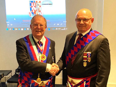 Colin Rowling (left) being introduced by Darren Gregory prior to his presentation. Colin Rowling (left) being introduced by Darren Gregory prior to his presentation.