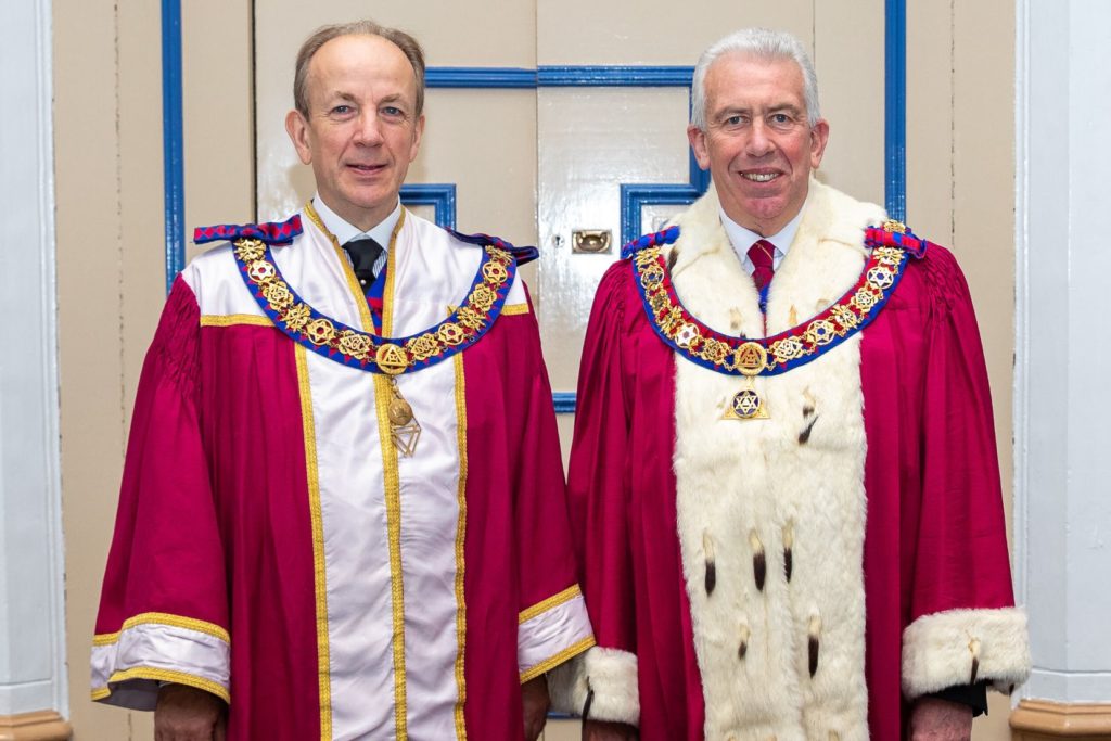 The MW Pro Grand Master, Jonathan Spence (Left) with ME Grand Superintendent, Mark Matthews (Right).