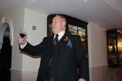 Don Fraser sings The Master’s Song. Don Fraser sings The Master’s Song.