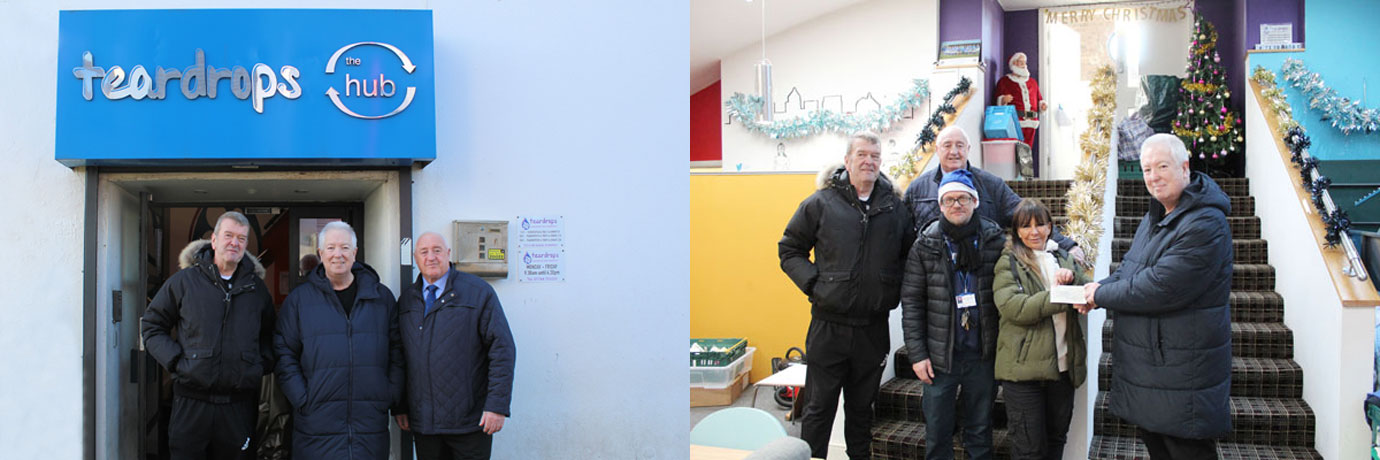 Pictured left: Gary Devlin, John Murphy and Brian Honey. Pictured right. John Murphy presenting the cheque to Denise Kelly Pictured left: Gary Devlin, John Murphy and Brian Honey. Pictured right. John Murphy presenting the cheque to Denise Kelly