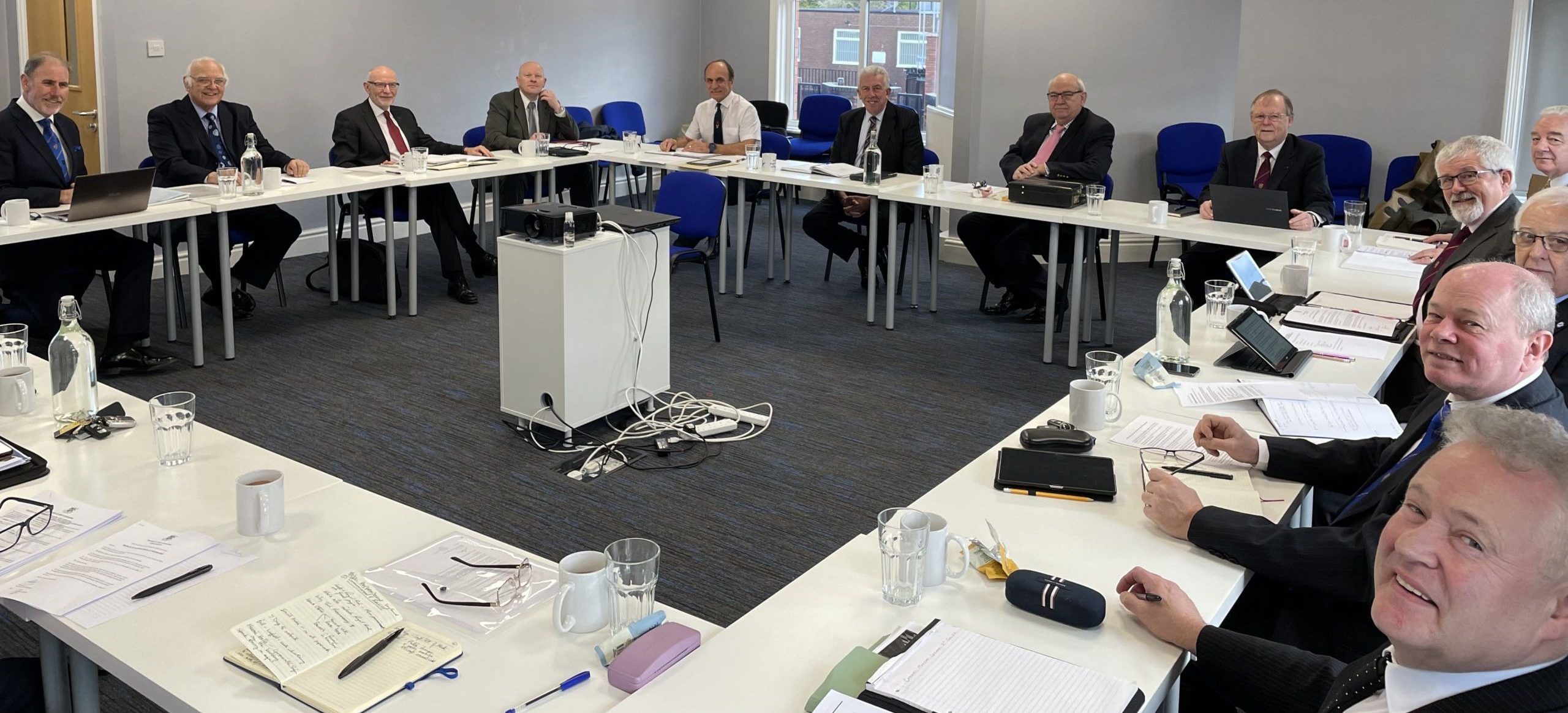 Cabinet in discussion. Cabinet in discussion.