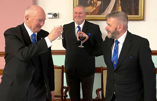 Pictured from left to right, are: Stewart Hyde, Gary Smith and Robbie Fitzsimmons. Pictured from left to right, are: Stewart Hyde, Gary Smith and Robbie Fitzsimmons.