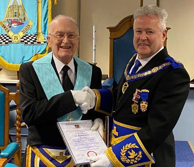 Eric Walker (left) and Peter Schofield. Eric Walker (left) and Peter Schofield.