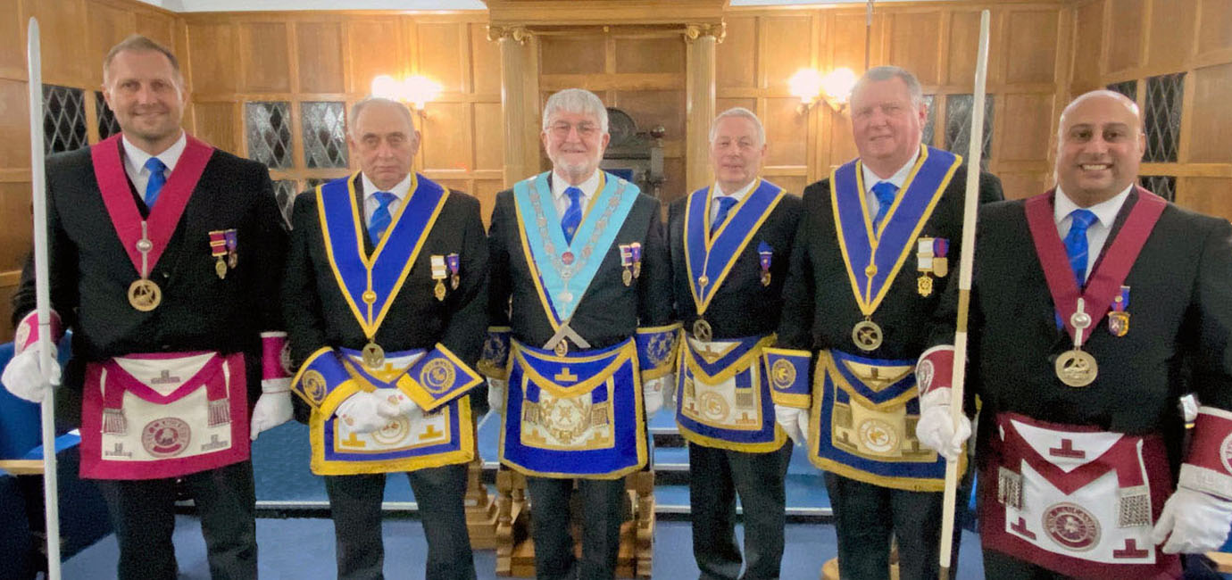 Pictured from left to right, are: Mark Little, Tim Gill, John Robson, Ian Simm, Dave Shaw and Matt Kneale. Pictured from left to right, are: Mark Little, Tim Gill, John Robson, Ian Simm, Dave Shaw and Matt Kneale.