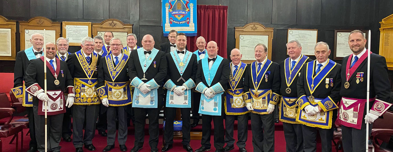 Pictured from left to right, are: Mike Craddock, Matt Kneale, Phil Gardner, Tony Harrison, Chris Larder, Scott Devine, Philip Preston, Neil McGill, Ian Woods, Stewart McVernon, Matt Catlow, Steve Plevey, Gareth Harrison, John Wrennall, Paul Broadley, Dave Shaw, Tim Gill and Mark Little. Pictured from left to right, are: Mike Craddock, Matt Kneale, Phil Gardner, Tony Harrison, Chris Larder, Scott Devine, Philip Preston, Neil McGill, Ian Woods, Stewart McVernon, Matt Catlow, Steve Plevey, Gareth Harrison, John Wrennall, Paul Broadley, Dave Shaw, Tim Gill and Mark Little.
