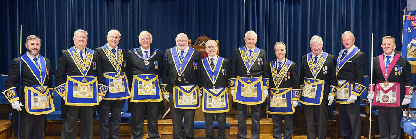 Pictured from left to right, are: Robb Fitzsimmons, Malcom Parr, Tony Bent, David Ogden, David Porter, Len Speakman, Geoffrey Bent, Jonathan Heaton, Len Hart, Anthony Roe and John Tabern. Pictured from left to right, are: Robb Fitzsimmons, Malcom Parr, Tony Bent, David Ogden, David Porter, Len Speakman, Geoffrey Bent, Jonathan Heaton, Len Hart, Anthony Roe and John Tabern.