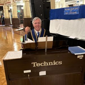 Steve Derringer practicing on the organ (as if he needs it!). Steve Derringer practicing on the organ (as if he needs it!).