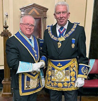 Acacia Lodge WM Derek Nuttall (left) and Mark Matthews. Acacia Lodge WM Derek Nuttall (left) and Mark Matthews.