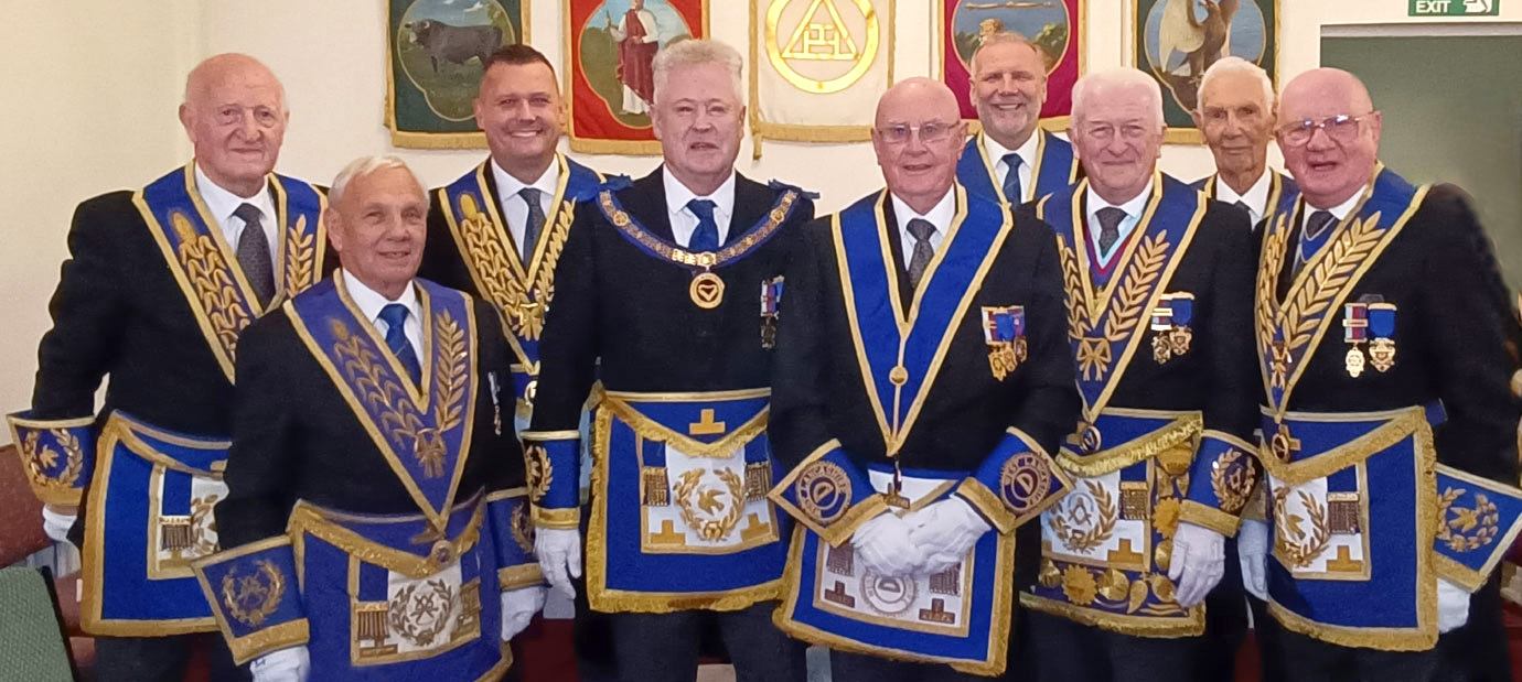 Pictured from left to right, are: Rowley Saunders, Alan Jones, John Lee, Peter Schofield, Frank Pearson, Barry Fitzgerald, Norman Thompson, Ralph Walker and Dave Grainger.