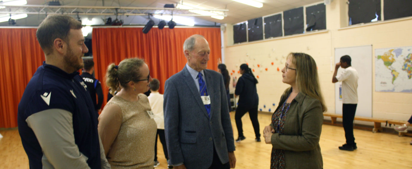 Pictured from left to right, are: Phil Ball and Abbi Dean from Sale Sharks Foundation, Barry Jameson and Lisa Lane, Headmaster of Thomasson Memorial School. Pictured from left to right, are: Phil Ball and Abbi Dean from Sale Sharks Foundation, Barry Jameson and Lisa Lane, Headmaster of Thomasson Memorial School.
