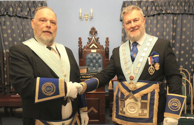 Installing master Ian Bloomfield (left) thanked by WM David Boyes
