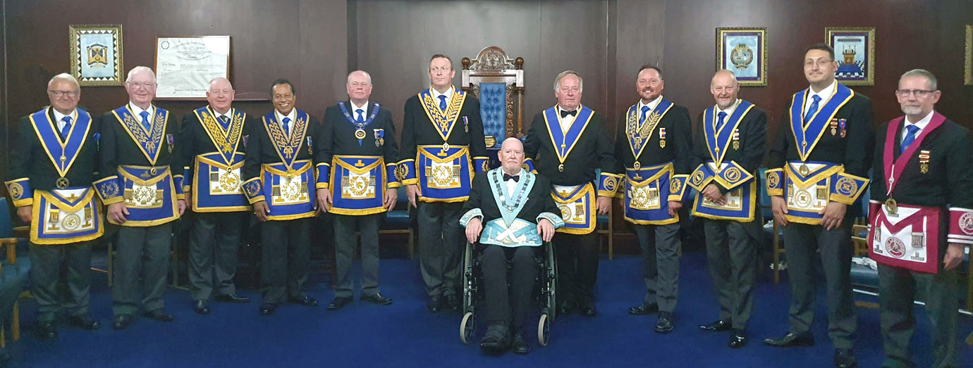 Pictured from left to right, are: Russell Forsyth, Keith Jackson, Harry Cox, Andrew Wiltshire, Duncan Smith, Jason Dell, Kevin Jones, Walter Daubney, Neil MacSymon, John Cross, Gavin Egan and Geoff Diggles.