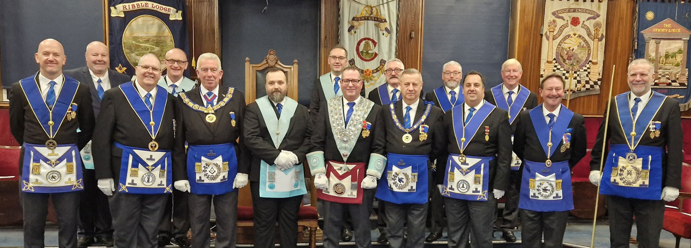 Waldermar Wolanczyk (sixth left) with the Provincial team. Waldermar Wolanczyk (sixth left) with the Provincial team.