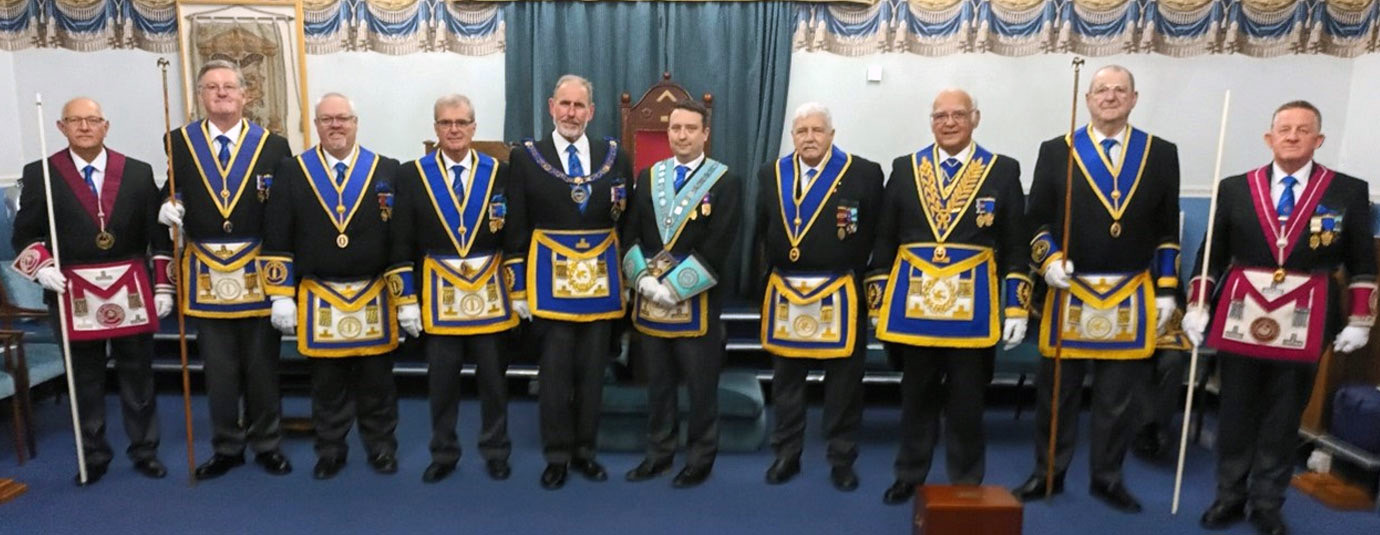 Pictured from left to right, are: Craig Lyon, Bob Duff, Ian Green, John Selley, Frank Umbers, Phil Barr, Bill Robb, David Ogden, Fred Dickinson and John Tabern. Pictured from left to right, are: Craig Lyon, Bob Duff, Ian Green, John Selley, Frank Umbers, Phil Barr, Bill Robb, David Ogden, Fred Dickinson and John Tabern.