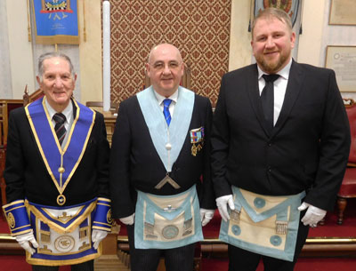 Pictured from left to right, are: WM Ian’s father-in-law Roy Chisman, Ian and his nephew Jason Priss.