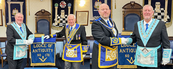 Pictured left: WM Mick Hargreaves (left) and Stewart Cranage. Pictured right: Malcolm Bell (left) congratulates Mick Hargreaves. Pictured left: WM Mick Hargreaves (left) and Stewart Cranage. Pictured right: Malcolm Bell (left) congratulates Mick Hargreaves.
